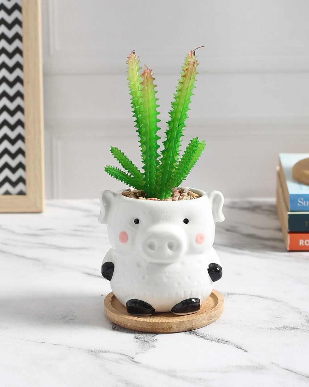 Fourwalls Premium Succulent Plant in Animal Shaped Pot (13.5 cm Tall)