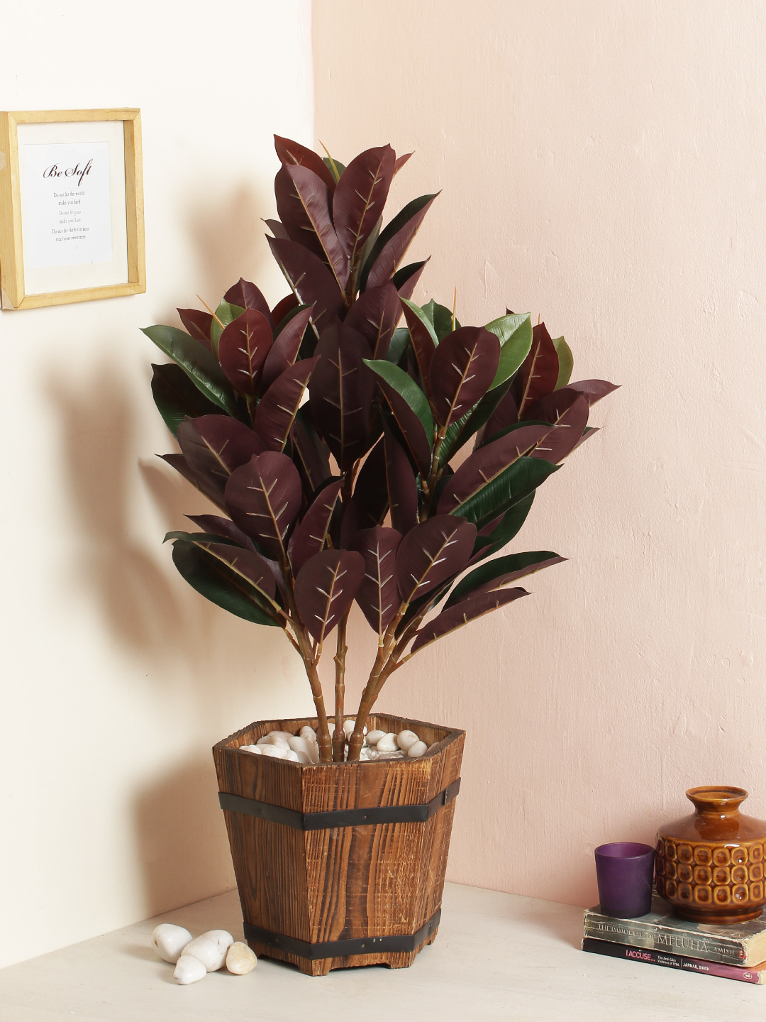 Fourwalls artificial plants are meticulously crafted to bring the beauty of nature into your space. This Rubber plant is a perfect example. Size : 65 cm.